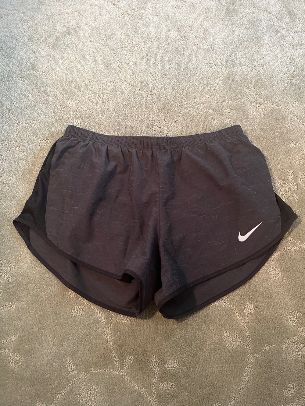 Nike Women's Black and Gray Athletic Running Shorts